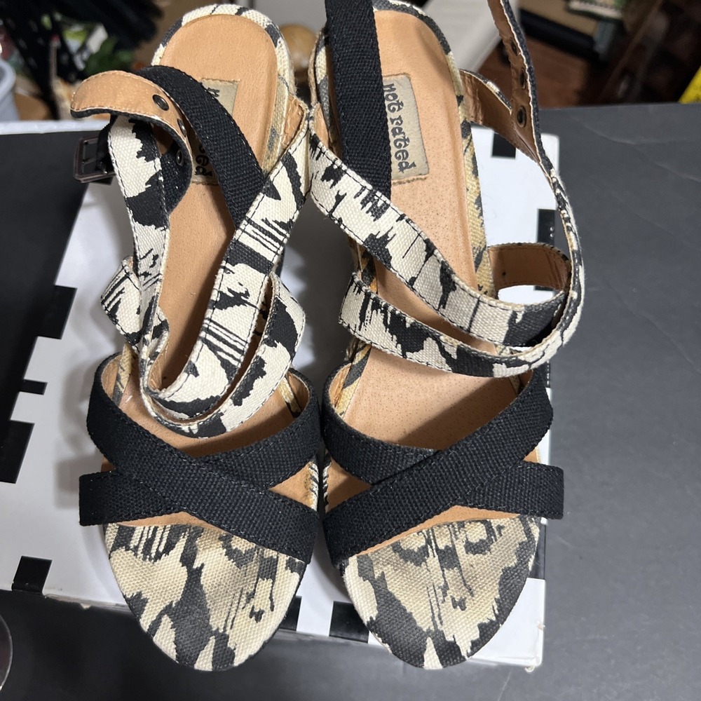 Not Rated fringe wedge Size 11